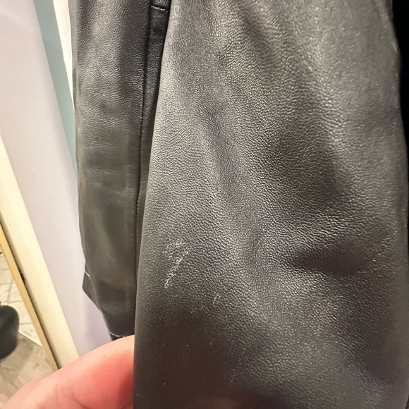 Nuage 100% leather. Black Leather Jacket - Picture 4 of 7